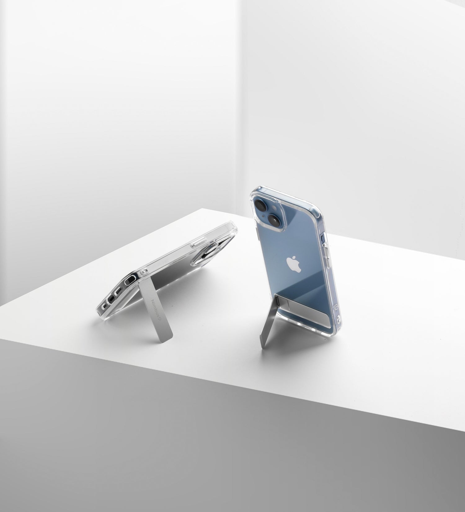 Nimbus9 Aero Clear Kickstand Cases