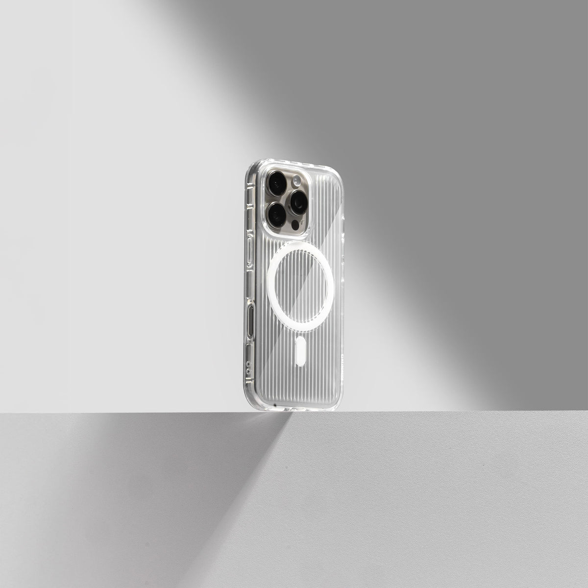 Nimbus9 Alto 2 iPhone 16 Pro Max MagSafe Case